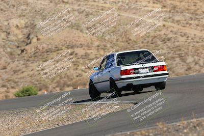 media/Oct-01-2022-Team Topak Racing (Sat) [[f860fb51be]]/2-Inter Low 2/session 1 turn 3/
